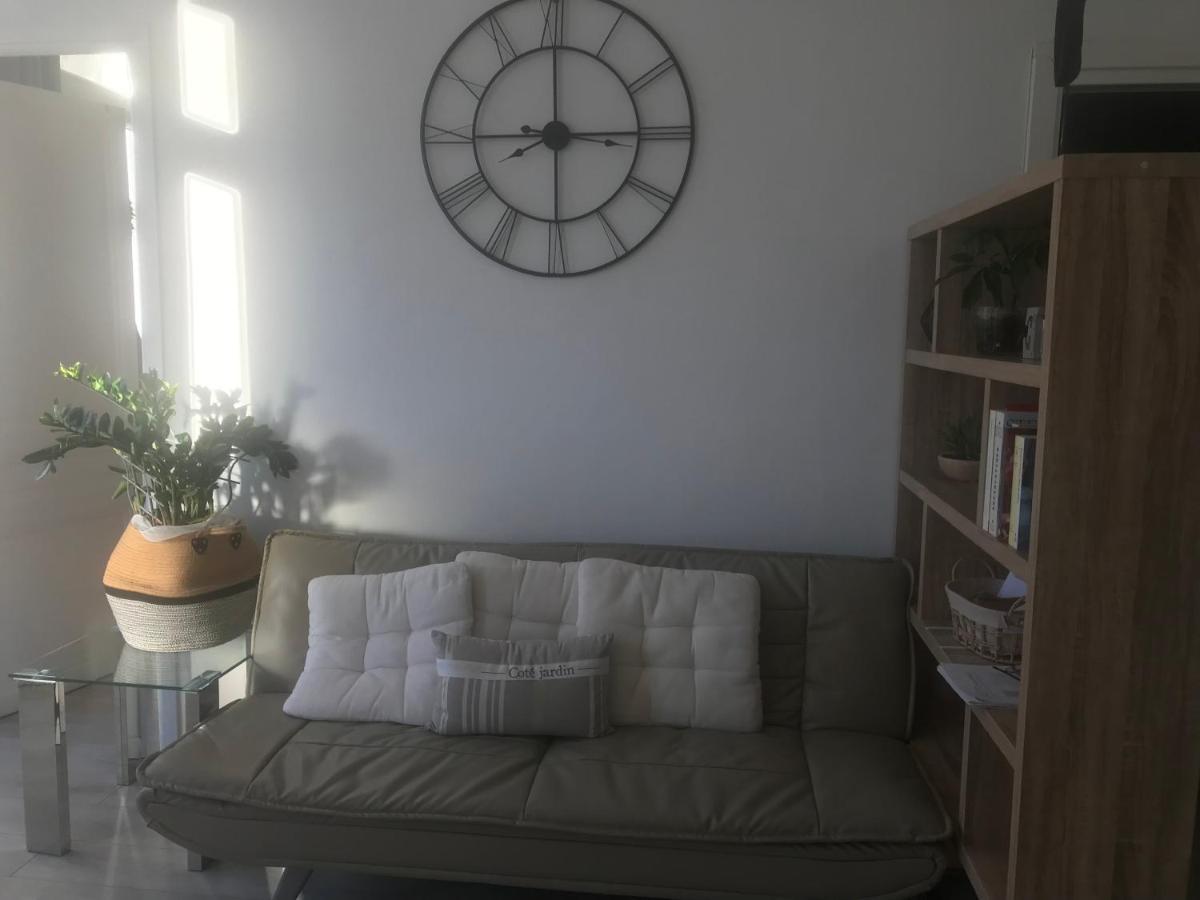 Appartement Terrasse Dans Palace Centre Ville ม็องตง ภายนอก รูปภาพ